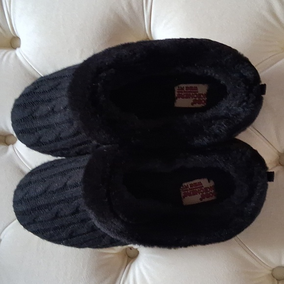 Bob's Skechers Slippers - Picture 2 of 4